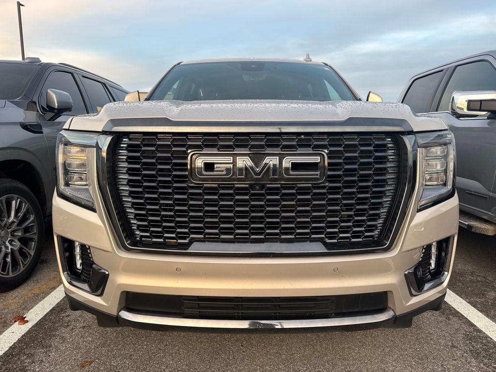 used 2023 GMC Yukon XL car, priced at $69,997
