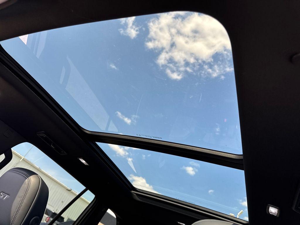 new 2026 Buick Enclave car, priced at $51,891