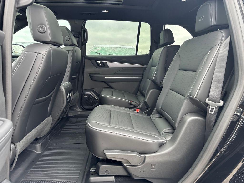 new 2026 Buick Enclave car, priced at $51,980