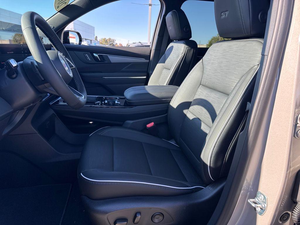 new 2026 Buick Enclave car, priced at $51,980