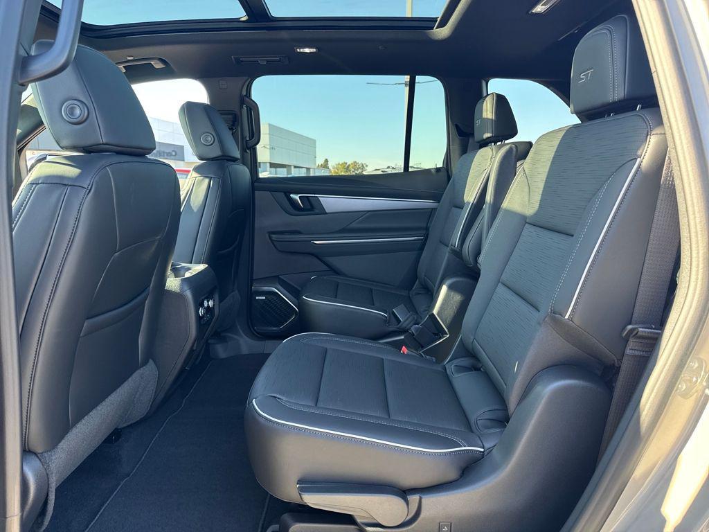 new 2026 Buick Enclave car, priced at $51,980