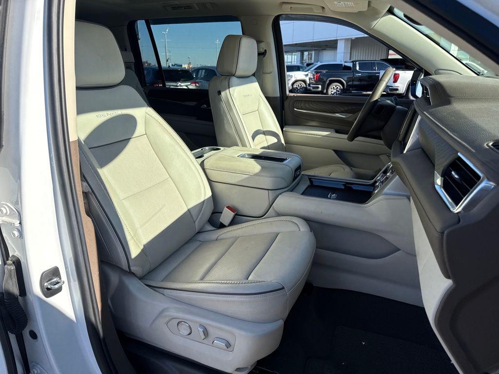 used 2023 GMC Yukon XL car, priced at $59,997