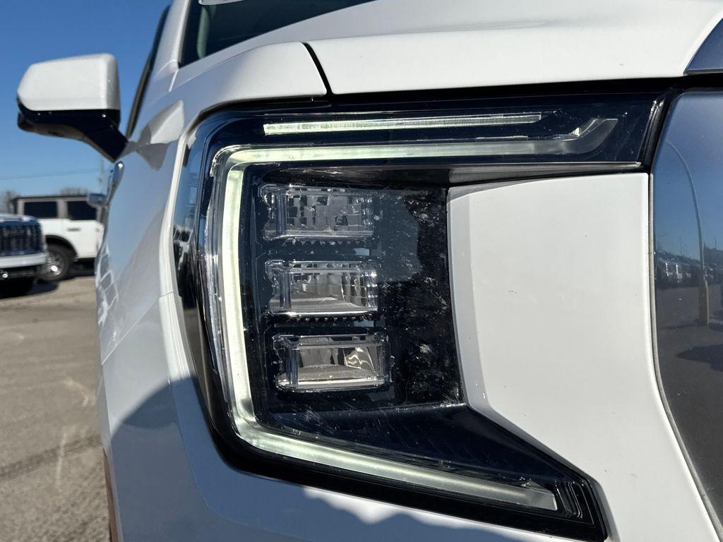 used 2023 GMC Yukon XL car, priced at $59,997