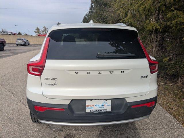 used 2025 Volvo XC40 car, priced at $32,250