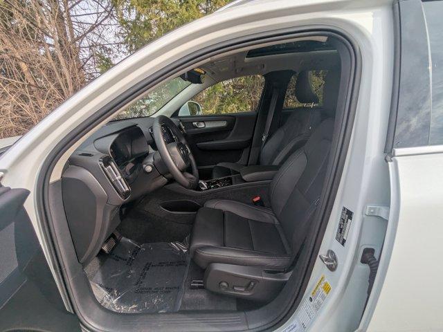 used 2025 Volvo XC40 car, priced at $32,250