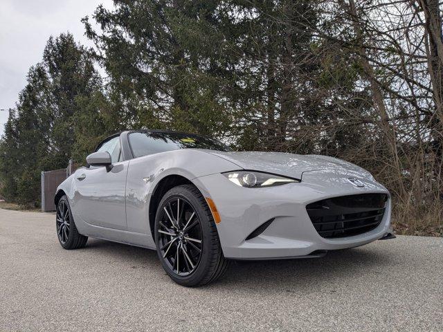 new 2025 Mazda MX-5 Miata car