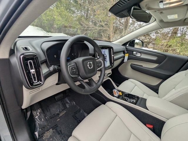 new 2026 Volvo XC40 car