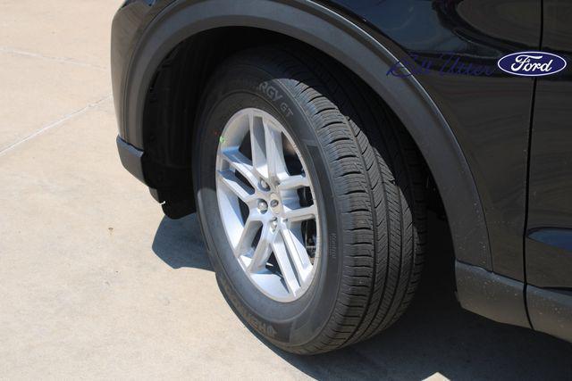new 2026 Ford Explorer car, priced at $45,925