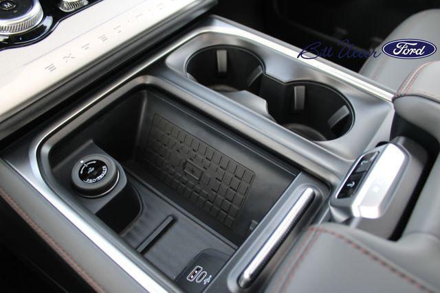 new 2025 Ford Expedition Max car, priced at $70,198