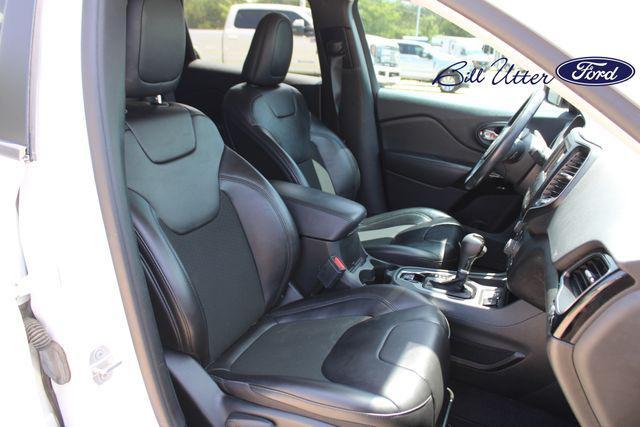 used 2021 Jeep Cherokee car, priced at $15,909