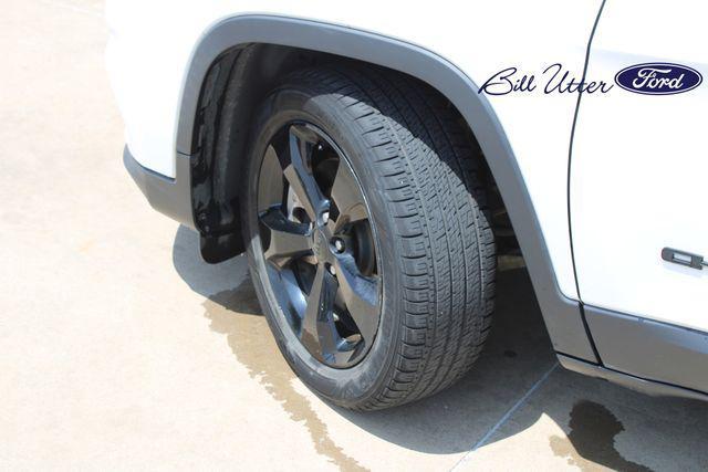 used 2021 Jeep Cherokee car, priced at $15,909