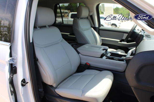 new 2026 Ford Expedition car, priced at $65,251