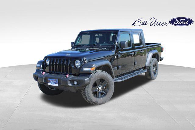 used 2020 Jeep Gladiator car, priced at $24,372