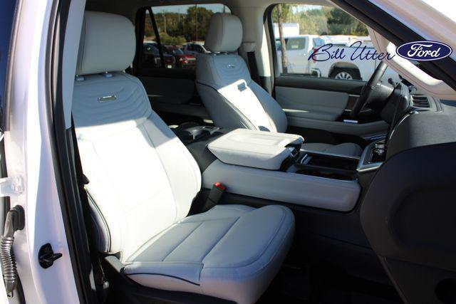 new 2025 Ford Expedition Max car, priced at $93,897