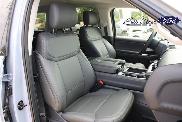 new 2026 Ford Expedition car, priced at $65,118