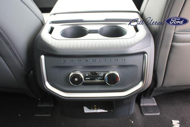 new 2026 Ford Expedition car, priced at $65,118