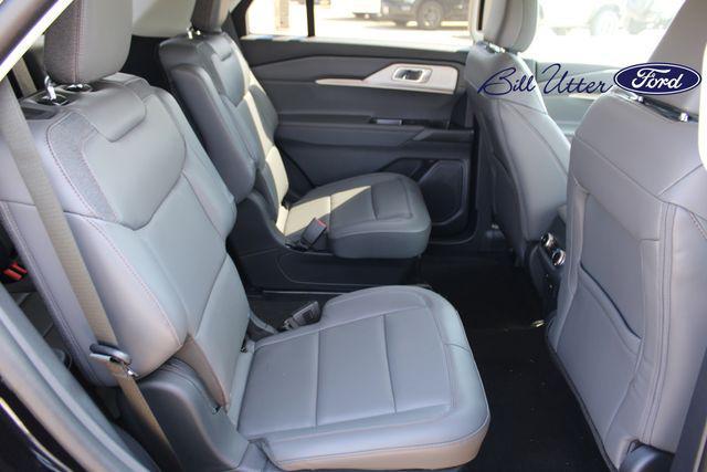 new 2025 Ford Explorer car, priced at $42,685