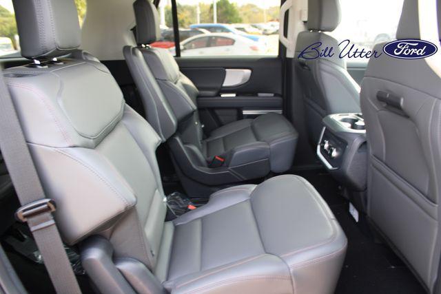 new 2025 Ford Expedition car, priced at $64,995