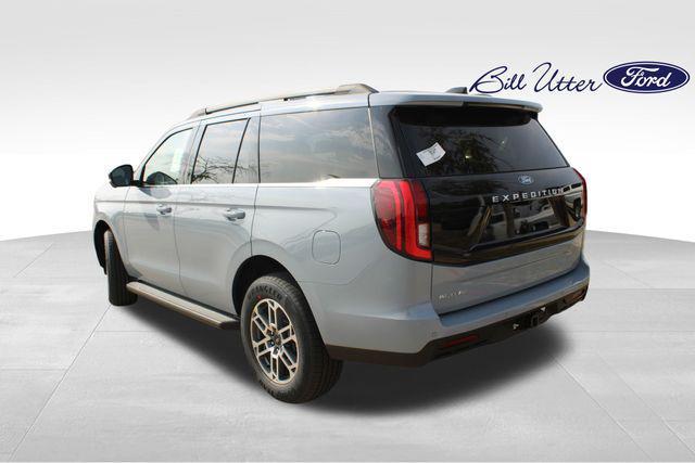 new 2025 Ford Expedition car, priced at $64,995