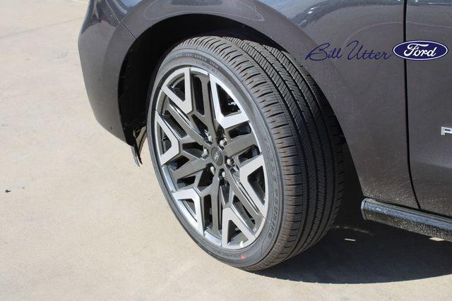 new 2026 Ford Expedition car, priced at $89,610