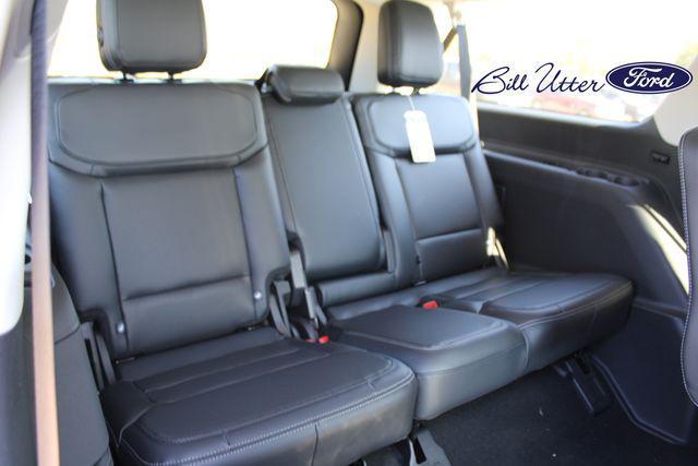 new 2025 Ford Expedition Max car, priced at $77,893