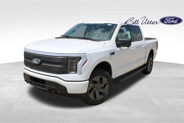new 2025 Ford F-150 Lightning car, priced at $65,667
