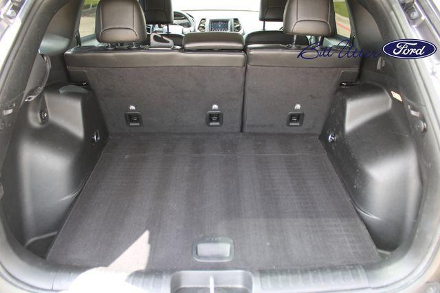 used 2021 Jeep Cherokee car, priced at $15,519