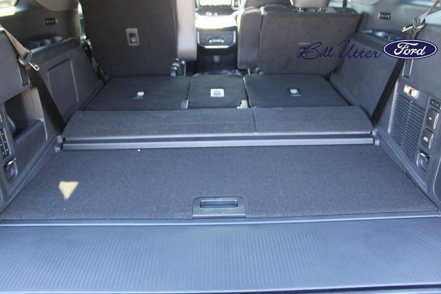 new 2025 Ford Expedition car, priced at $78,289