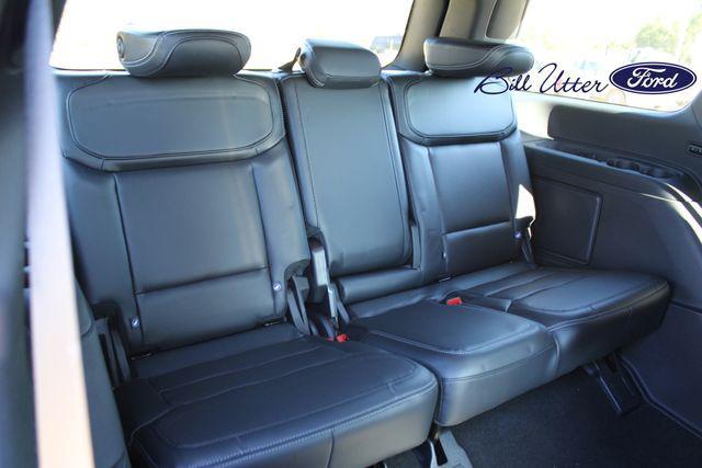 new 2025 Ford Expedition car, priced at $78,289