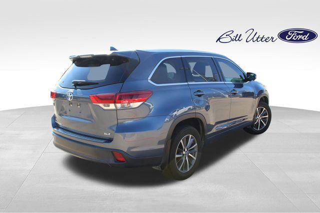 used 2018 Toyota Highlander car, priced at $20,988