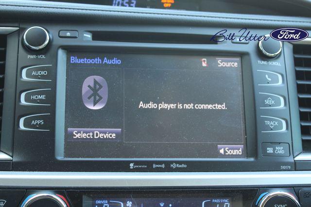 used 2018 Toyota Highlander car, priced at $20,988