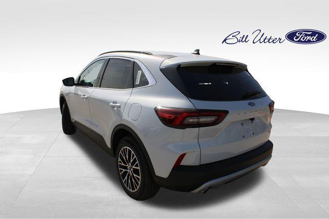 new 2025 Ford Escape PHEV car, priced at $33,499