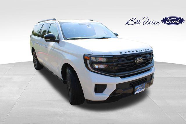 new 2025 Ford Expedition Max car, priced at $85,178
