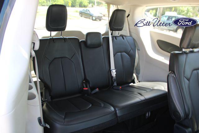 used 2024 Chrysler Pacifica car, priced at $22,584
