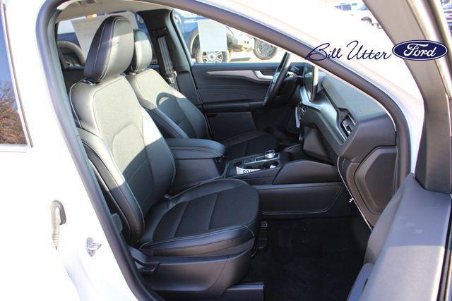 new 2025 Ford Escape PHEV car, priced at $34,999