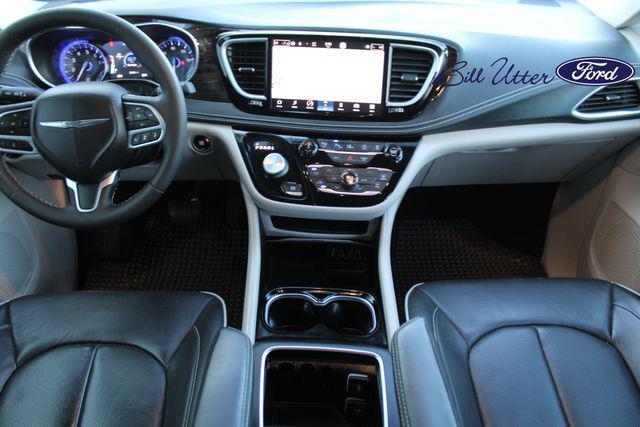 used 2023 Chrysler Pacifica car, priced at $21,500