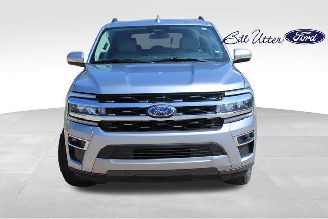used 2024 Ford Expedition car, priced at $38,655
