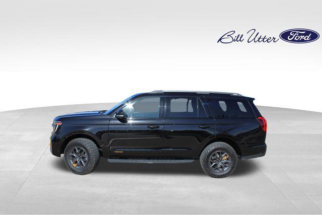 used 2025 Ford Expedition car