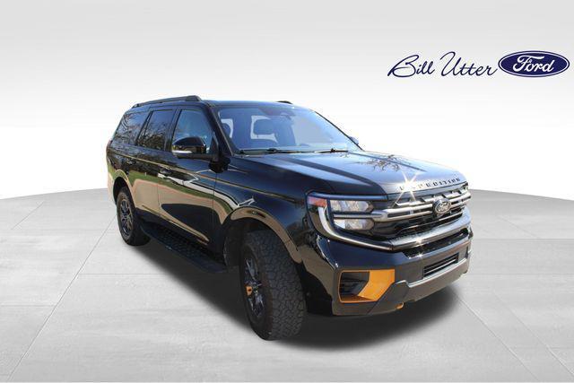 used 2025 Ford Expedition car