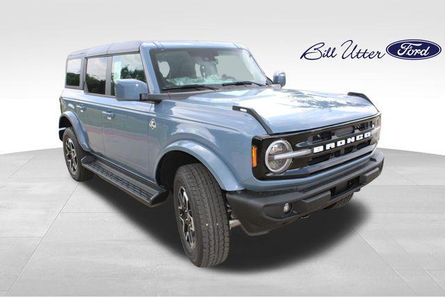 new 2025 Ford Bronco car, priced at $49,371