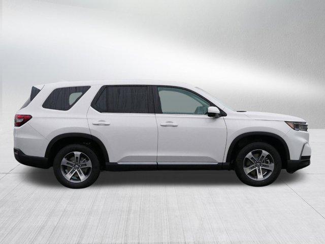 new 2025 Honda Pilot car, priced at $46,170