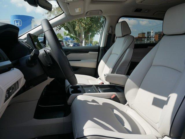 new 2026 Honda Odyssey car, priced at $45,800