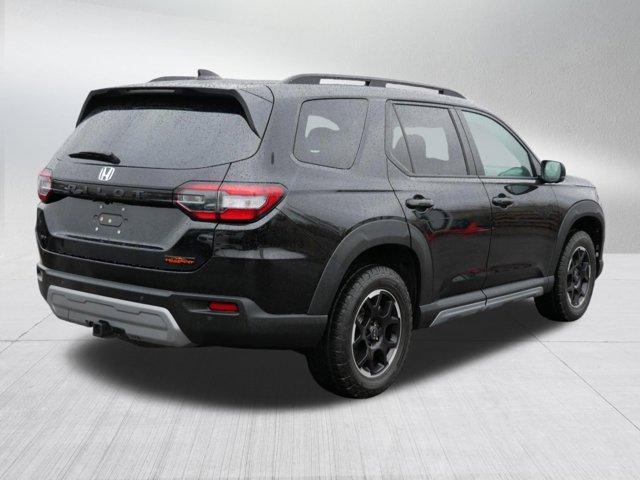 used 2025 Honda Pilot car, priced at $46,695