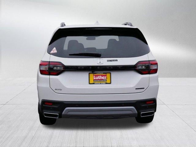 new 2025 Honda Pilot car, priced at $48,073