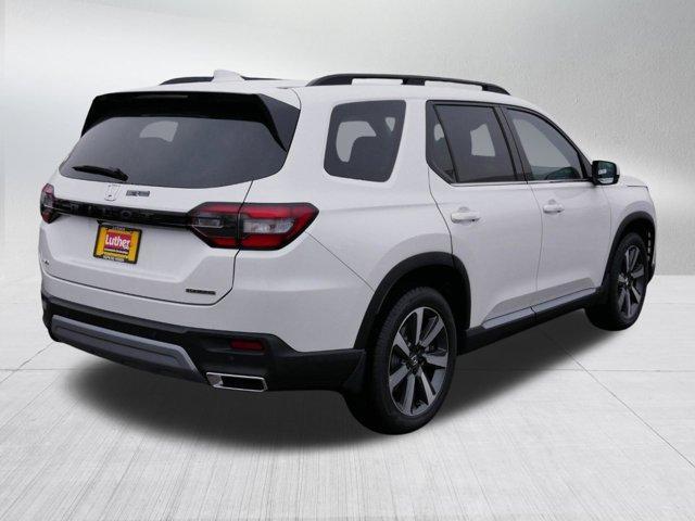 new 2025 Honda Pilot car, priced at $48,073