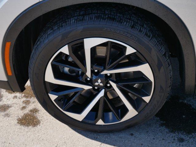 used 2023 Mitsubishi Outlander car, priced at $22,495