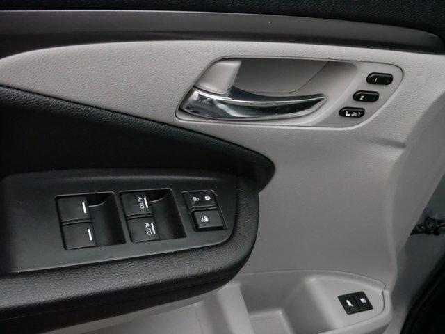 used 2022 Honda Pilot car, priced at $31,995