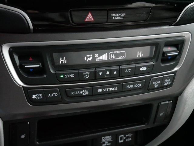 used 2022 Honda Pilot car, priced at $31,995