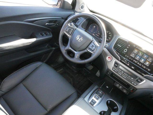 used 2025 Honda Ridgeline car, priced at $36,995