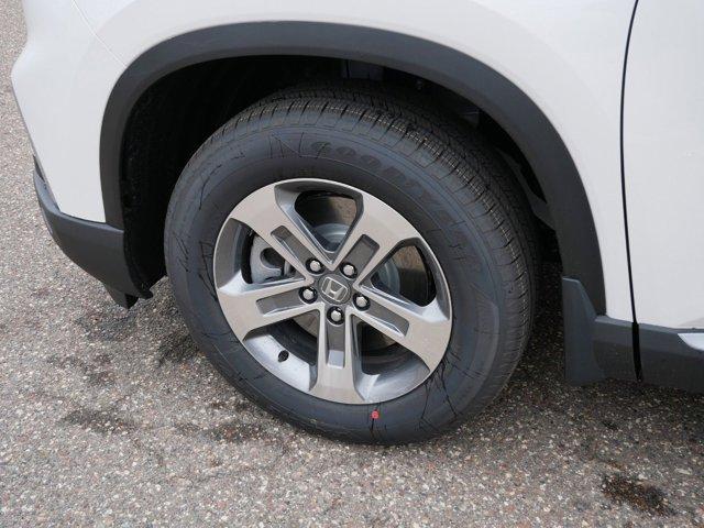 new 2025 Honda Pilot car, priced at $43,560